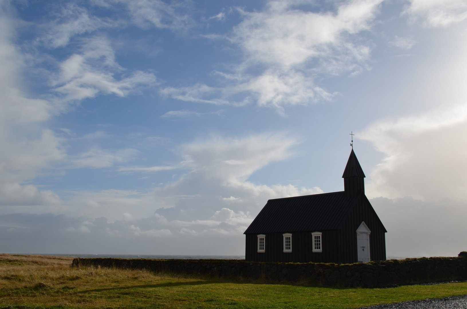 La chiesa di Búðir