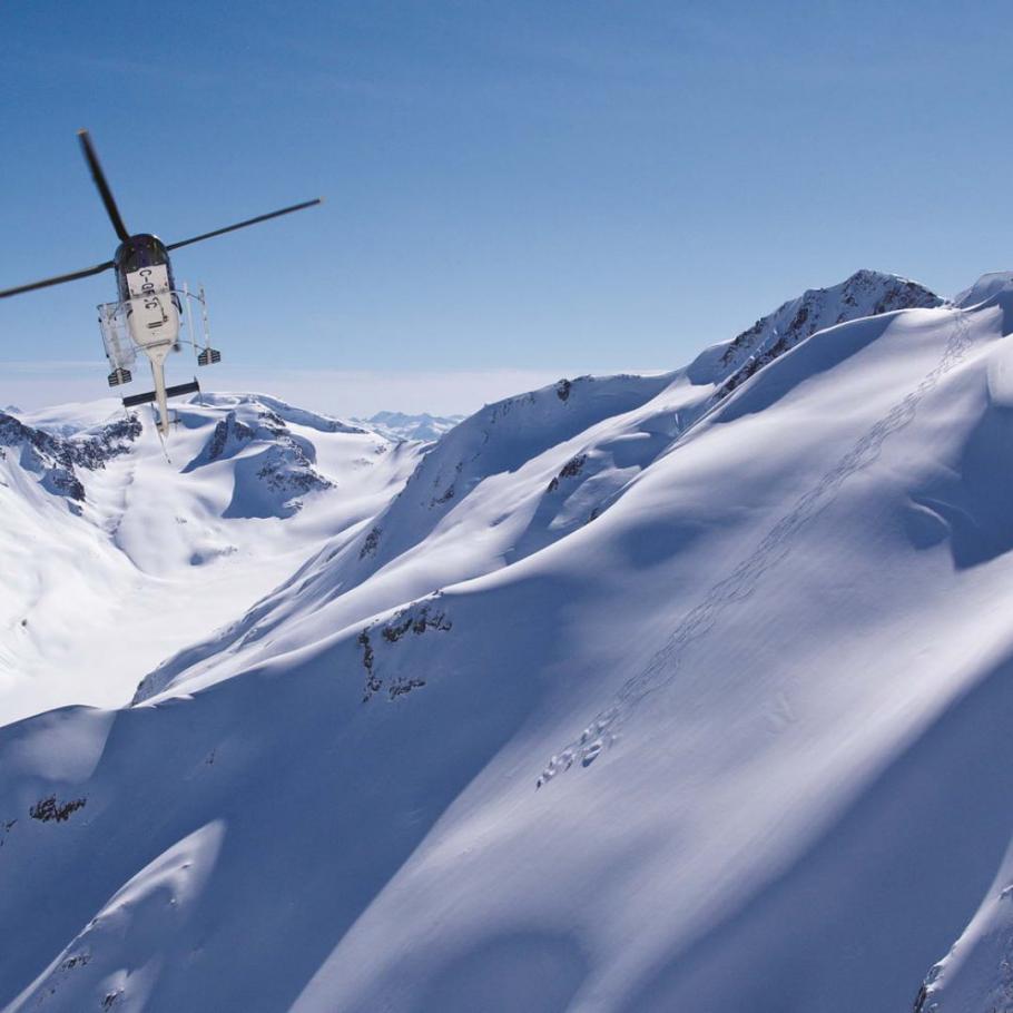 Canada - Heli skiing a Whistler