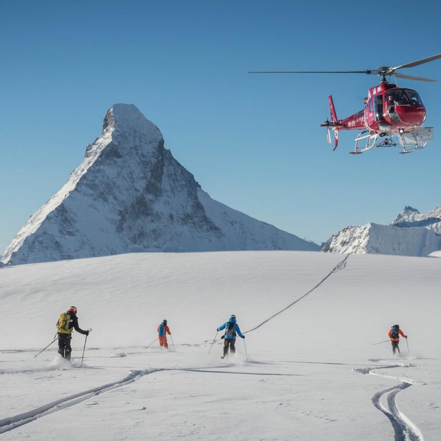 Canada - Heli skiing a Whistler