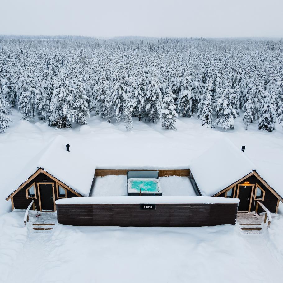Finlandia - Romantic Aurora Escape