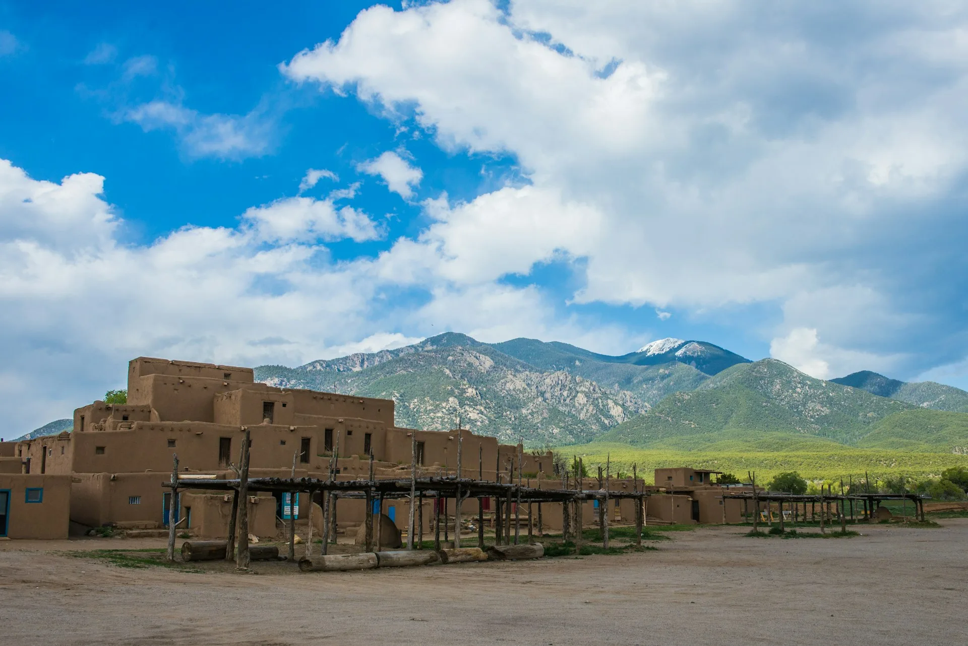 Taos