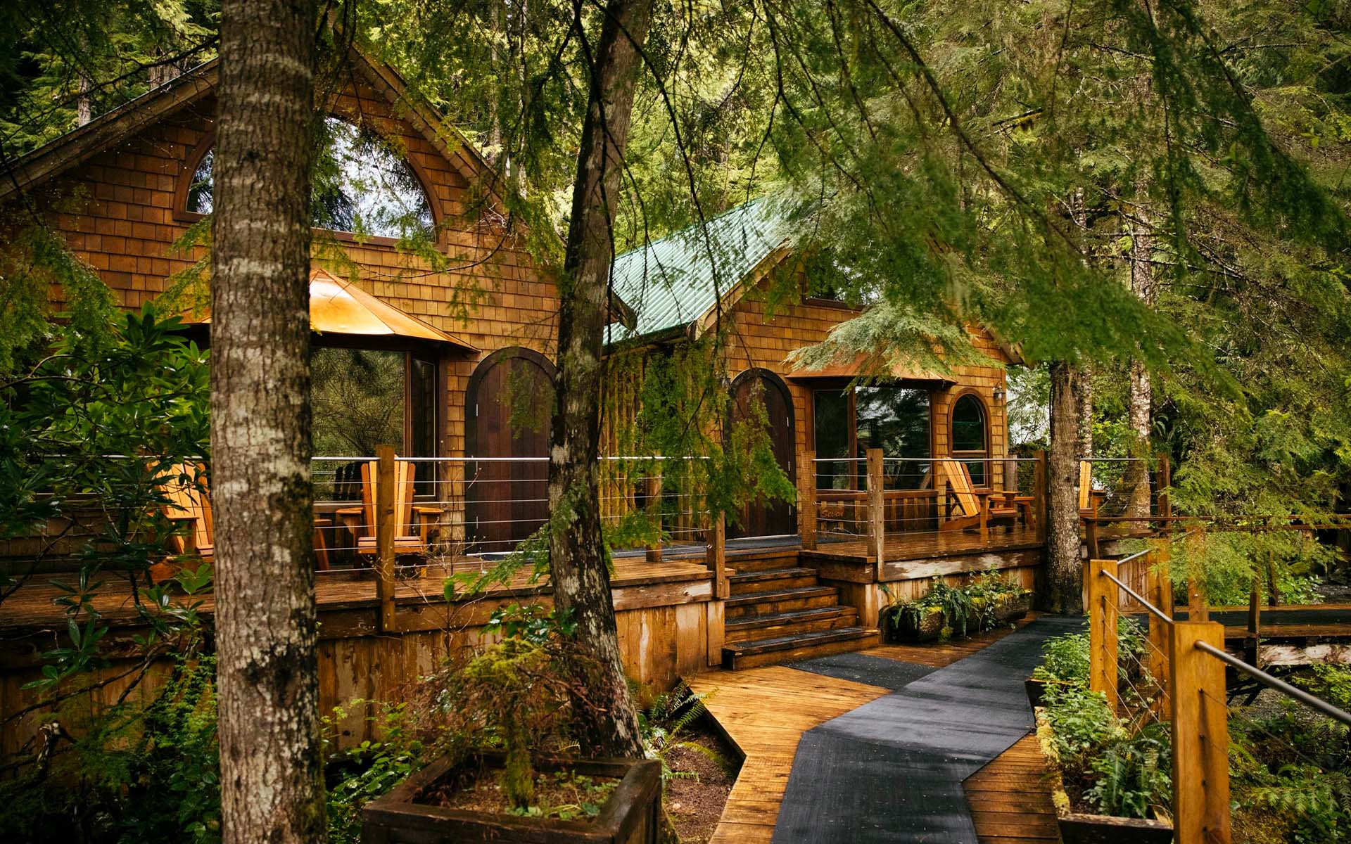 Luxury Canada – Orche, Orsi e Pacifico