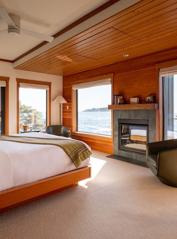 Luxury Canada – Orche, Orsi e Pacifico